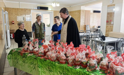 Освящение куличей отцом Сергием. Пасха 12 апреля 2026г. — фото-626_1